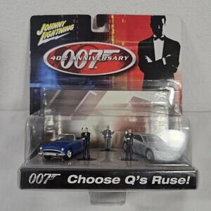 Johnny Lightning JAMES BOND set Q's Ruse 3 figures, Aston-Martin DB5, Sunbeam